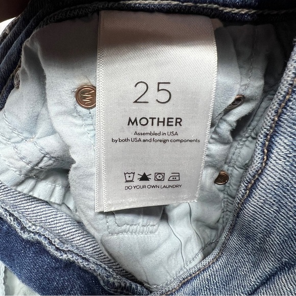 Mother The Insider Crop Step Fray Jeans in Reckless On A Shiny White Vespa Sz 25 - Picture 7 of 15